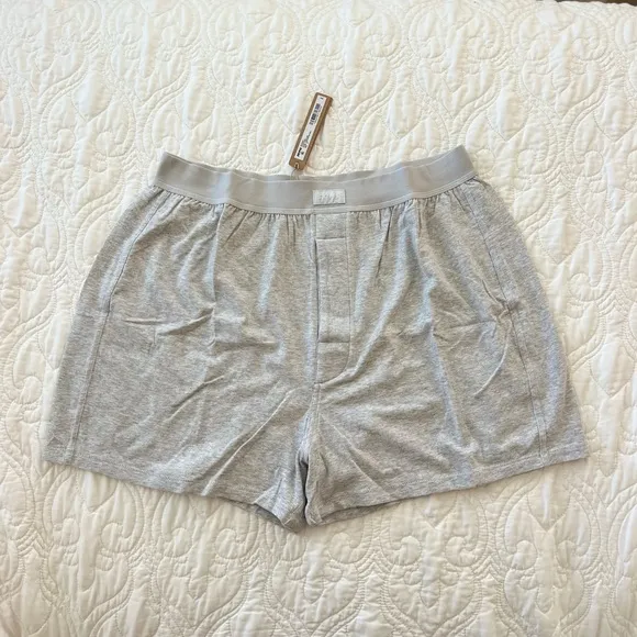 NWT Skims Boyfriend Loose Boxer