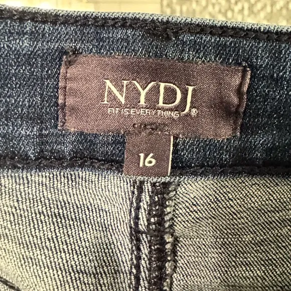 NYDJ – Marilyn straight jeans‎ – size 16 – never dried!
