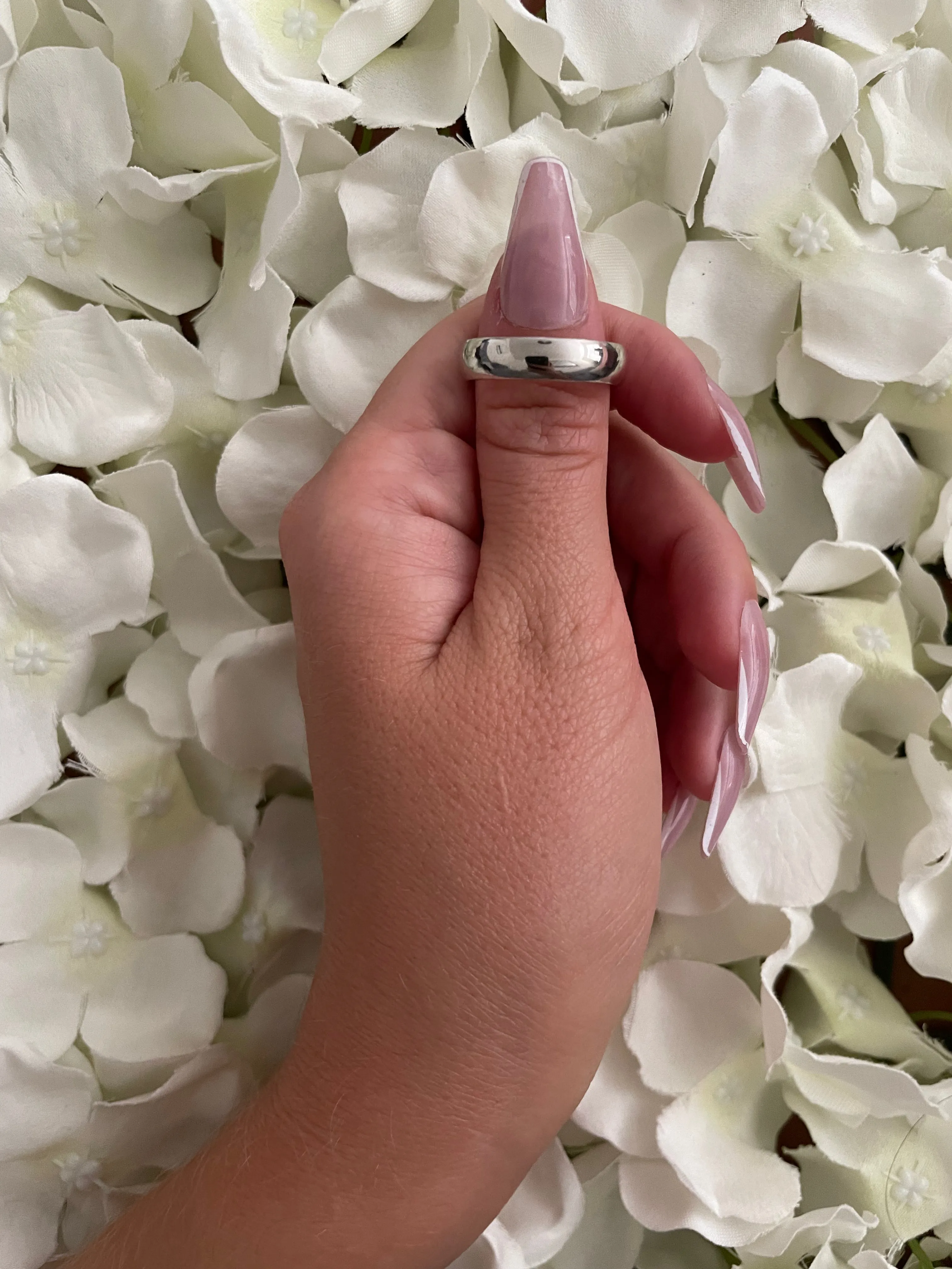 Platinum Court Polished 5mm Band Wedding Ring