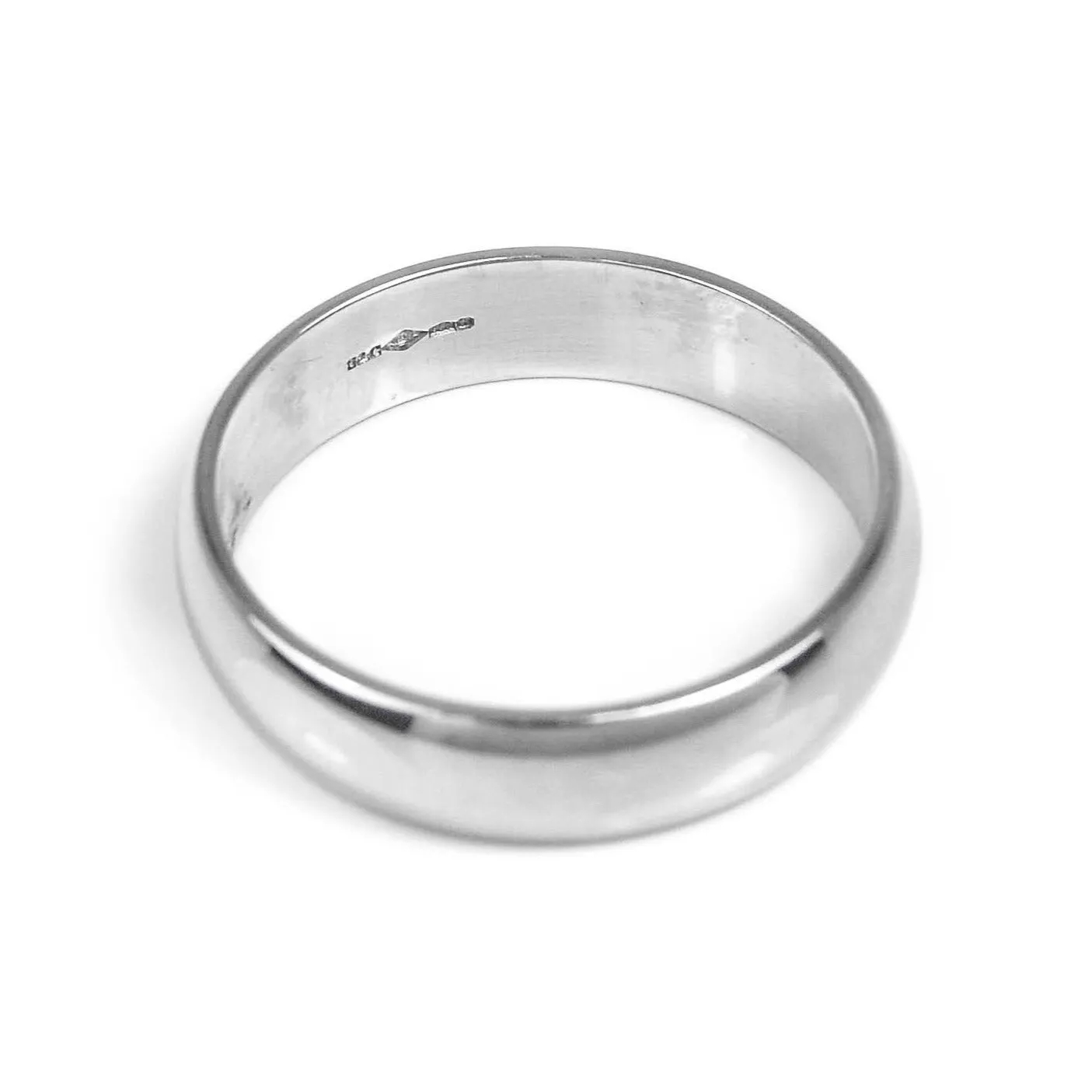 Platinum Court Polished 5mm Band Wedding Ring