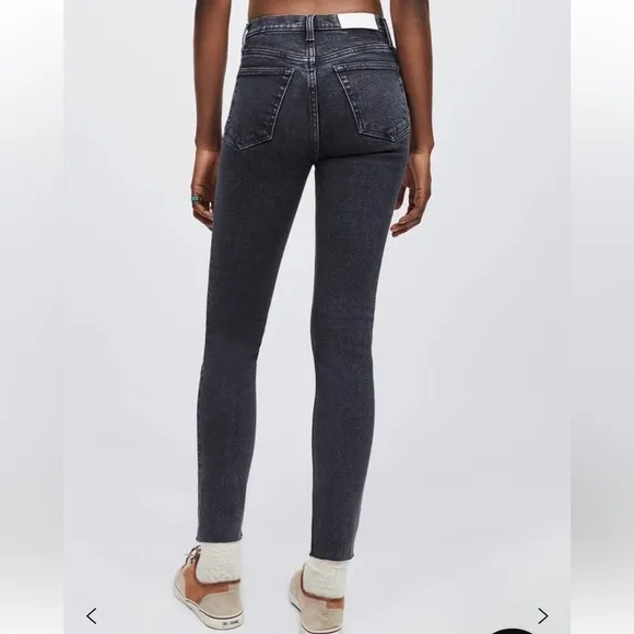 Re/Done Stretch High Rise Ankle Crop Raw Hem Black Jeans Size 30