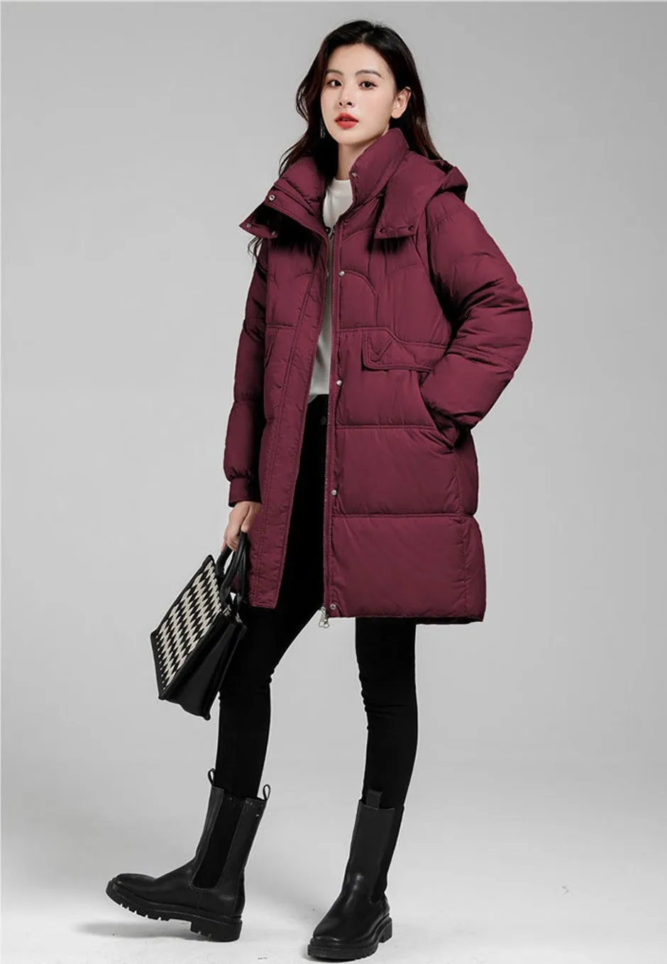 Relaxed-fit Oversized Puffer Coat with Windproof and Water-resistant Features