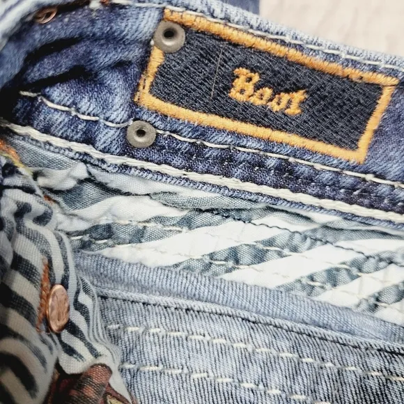 Rock Revival Kailyn Boot Cut Blue Jeans Woman's size 25