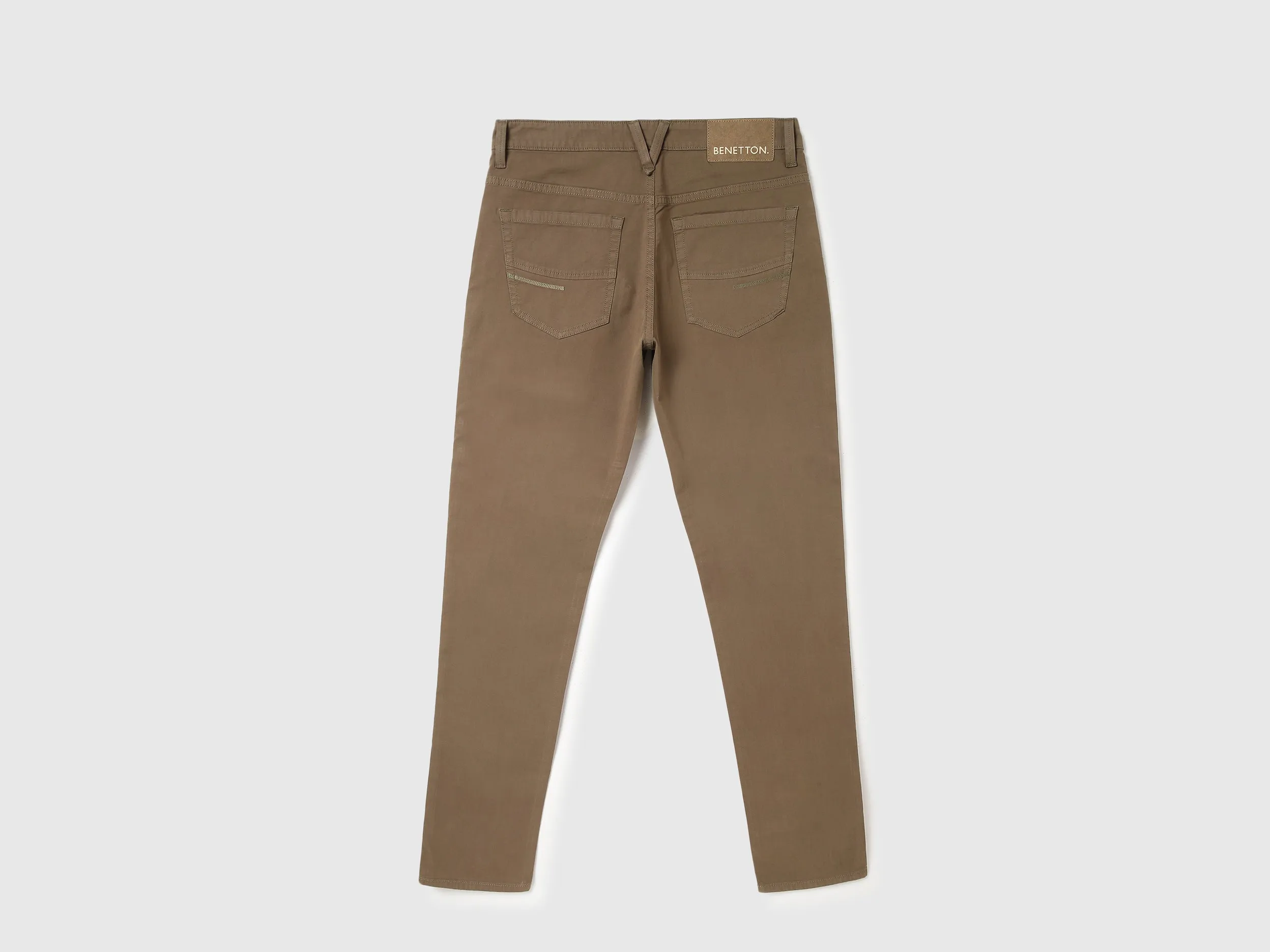 Solid Slim Fit Jeans