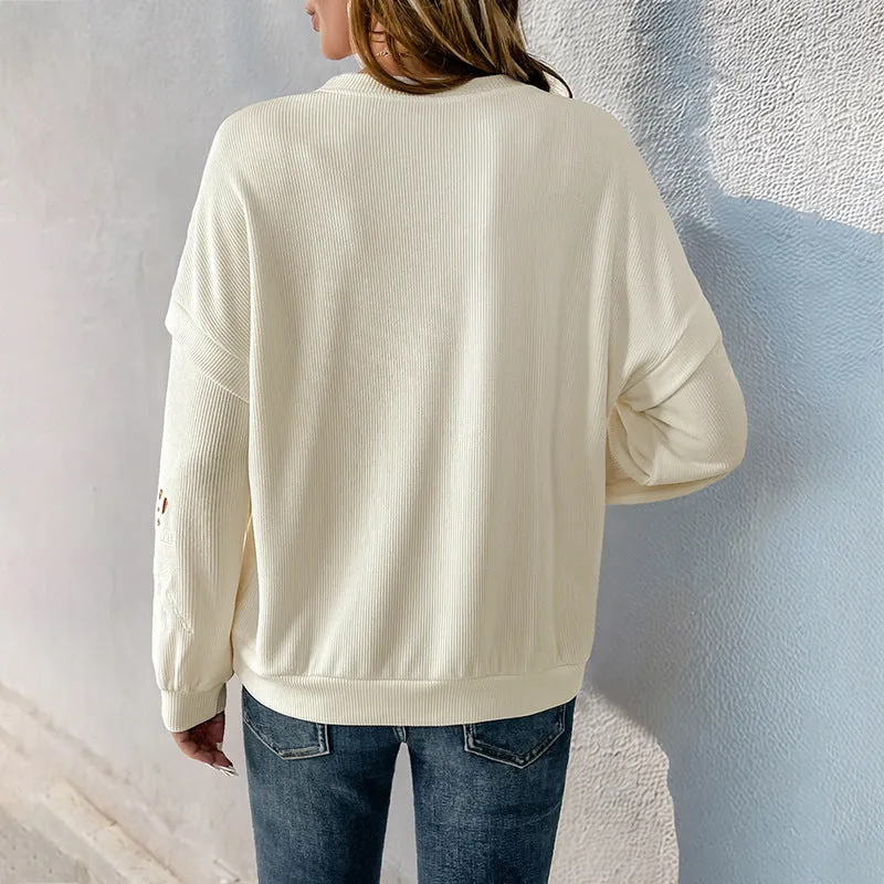 Stylish Hollow Texture Patchwork Pullover for Casual Elegance