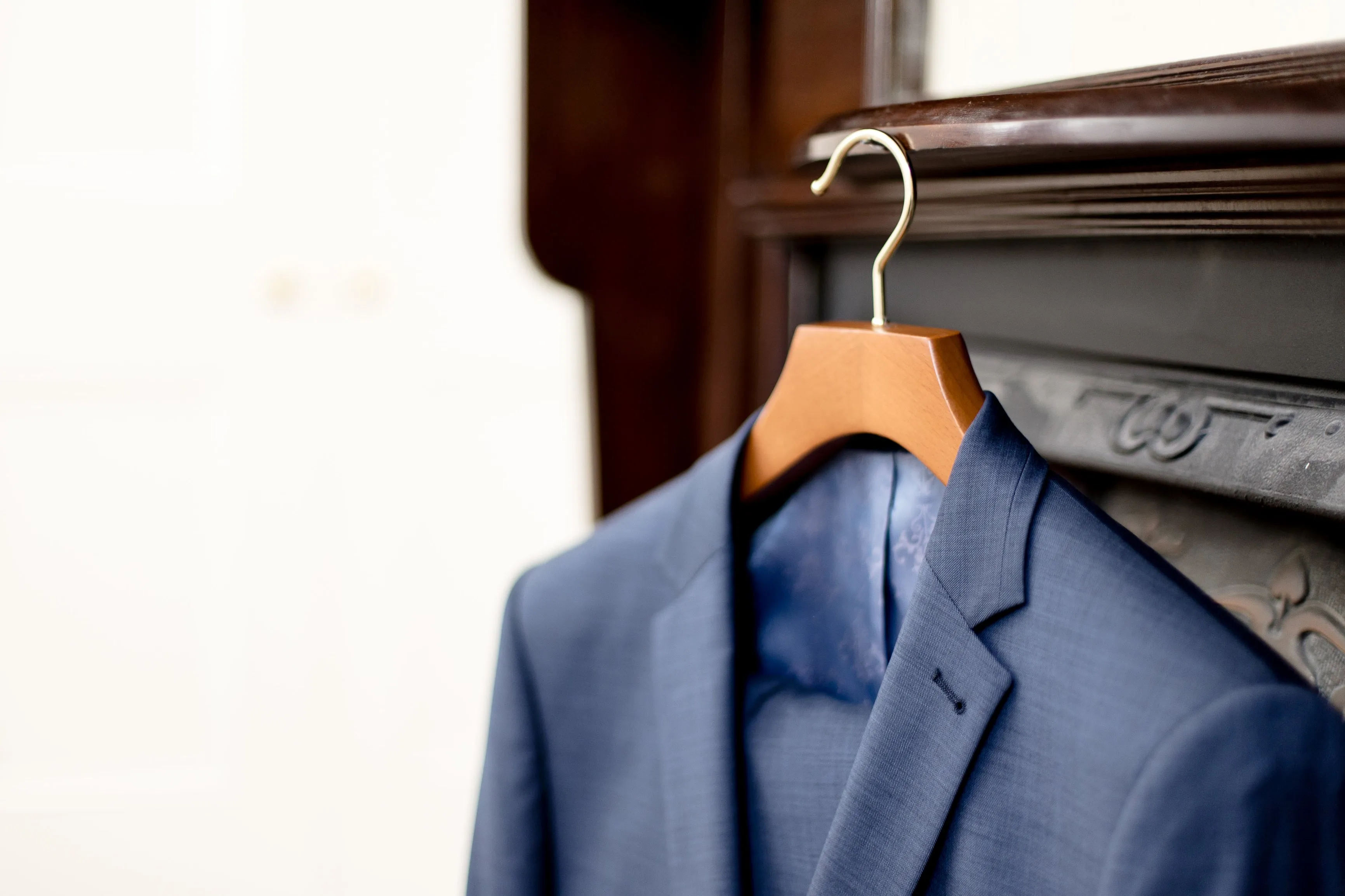 Suit Hanger