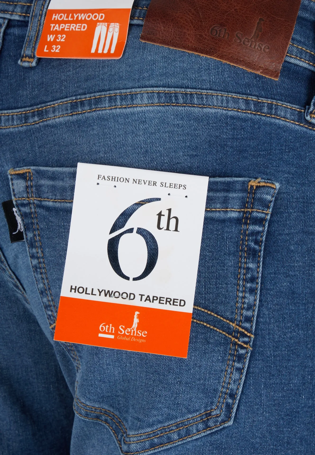 Tapered straight-leg Jeans | Hollywood | Light Wash