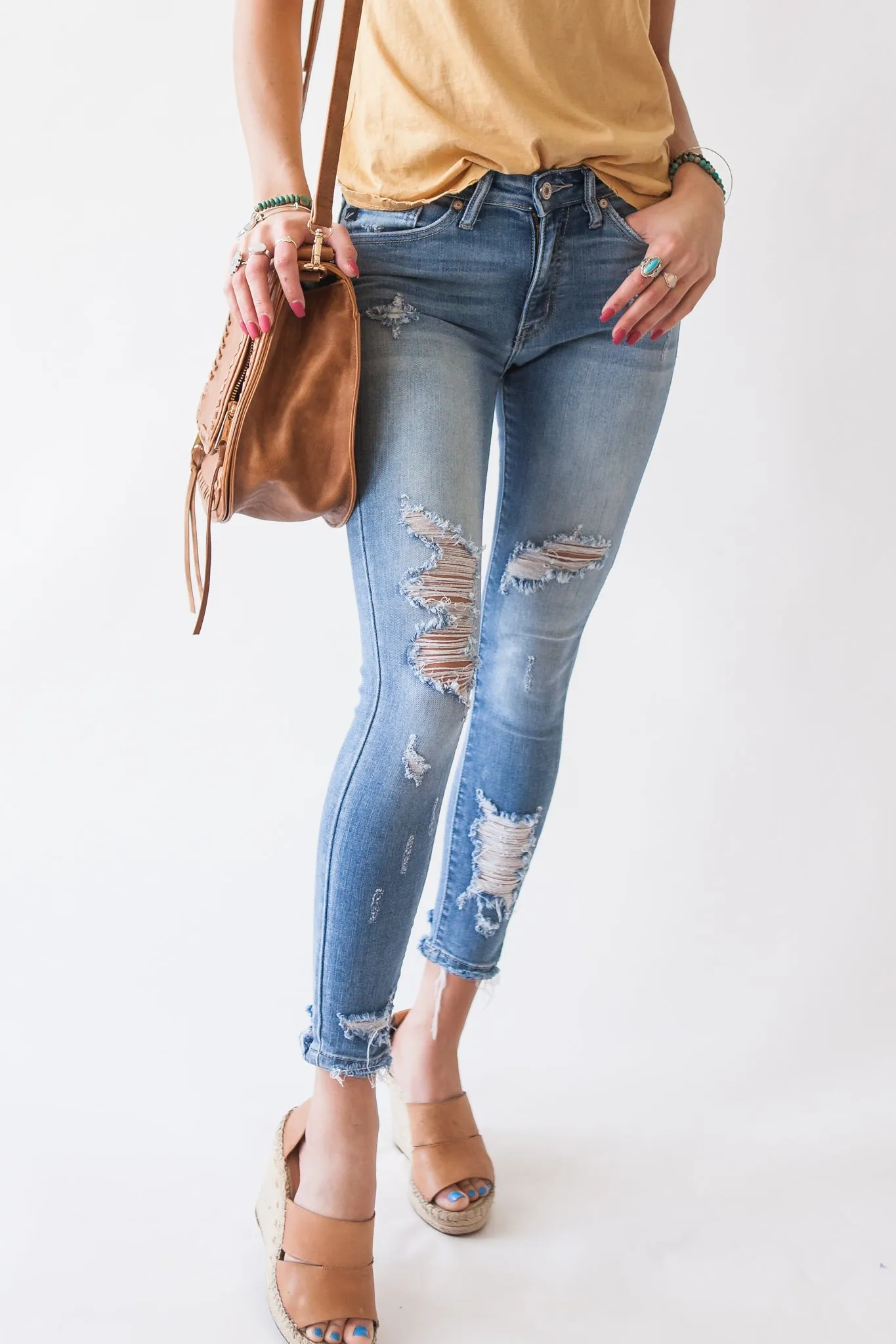 Think Twice Kancan Light Wash Distressed Skinny