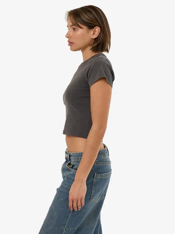 THRILLS IN BLOOM MINI TEE MERCH BLACK