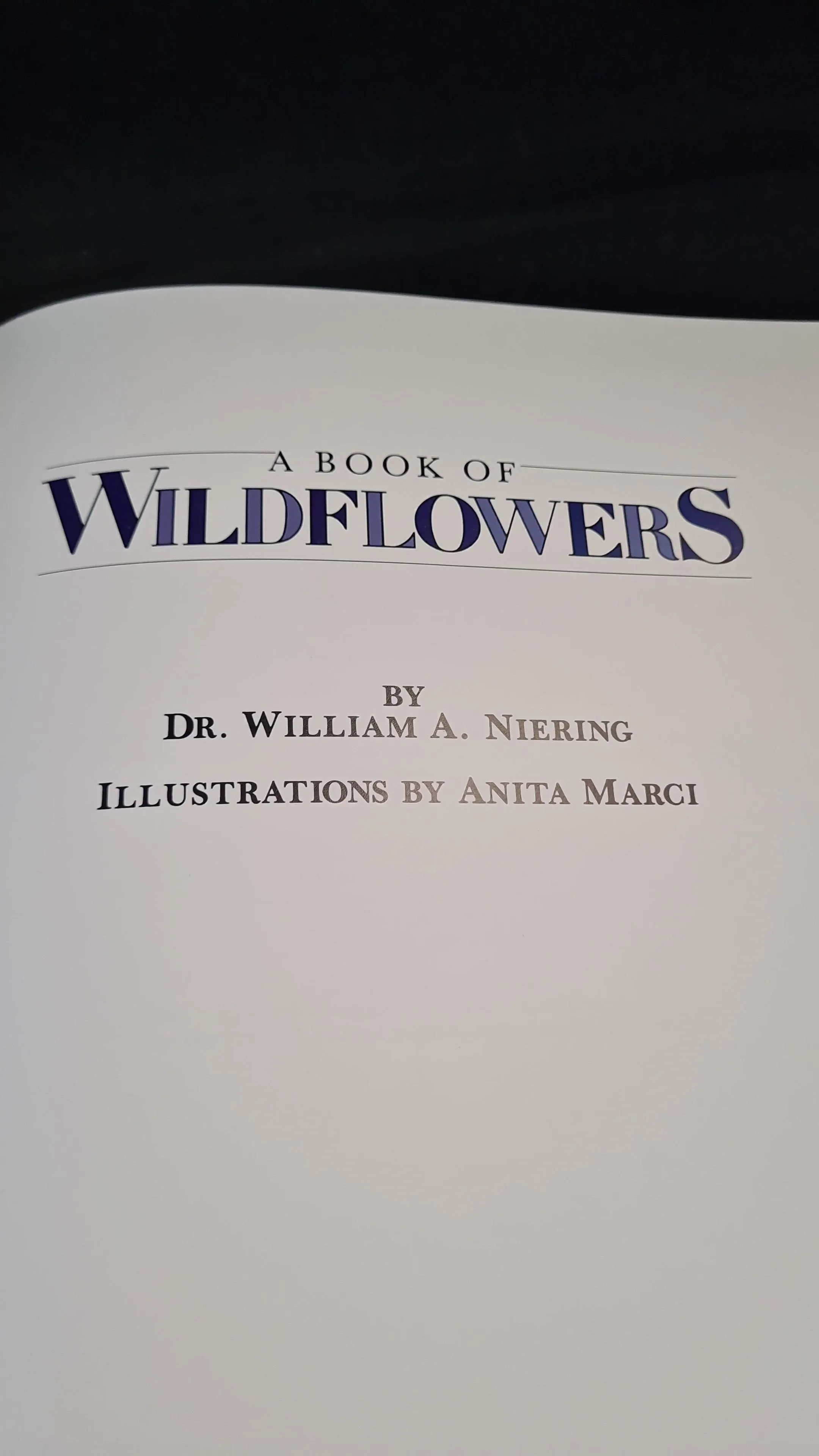 Treasury of Flowers - Wildflowers, Orchids, Lilies & Cut Flowers, Gallery Books, 1988, Box Set