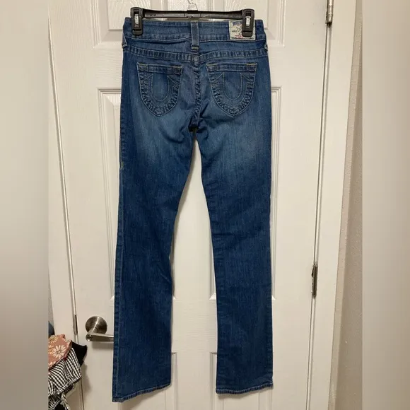 True Religion Straight Leg Spade Pocket Medium Wash Denim Jeans