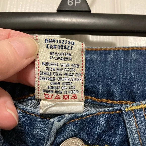 True Religion Straight Leg Spade Pocket Medium Wash Denim Jeans