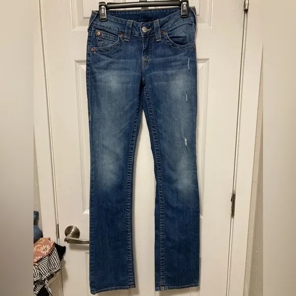 True Religion Straight Leg Spade Pocket Medium Wash Denim Jeans