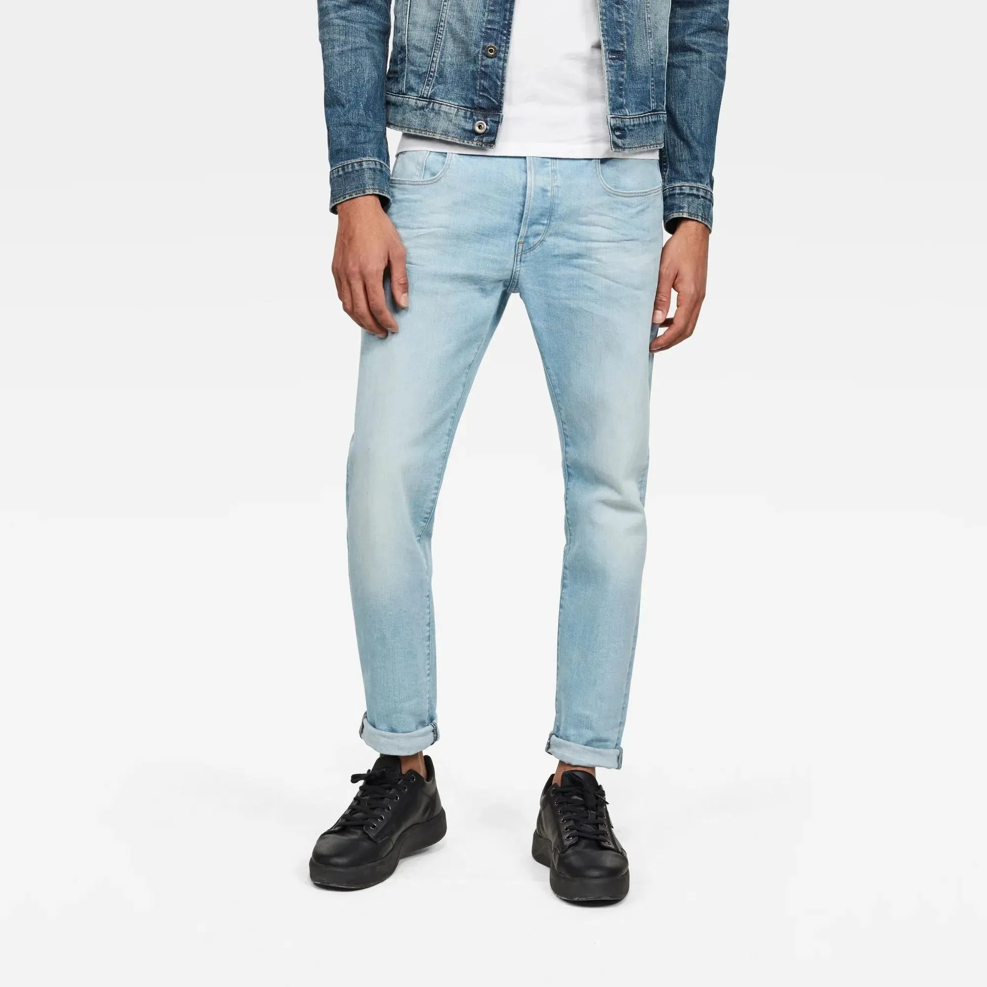 Vaqueros 3301 Slim Sun Faded Crystal Blue