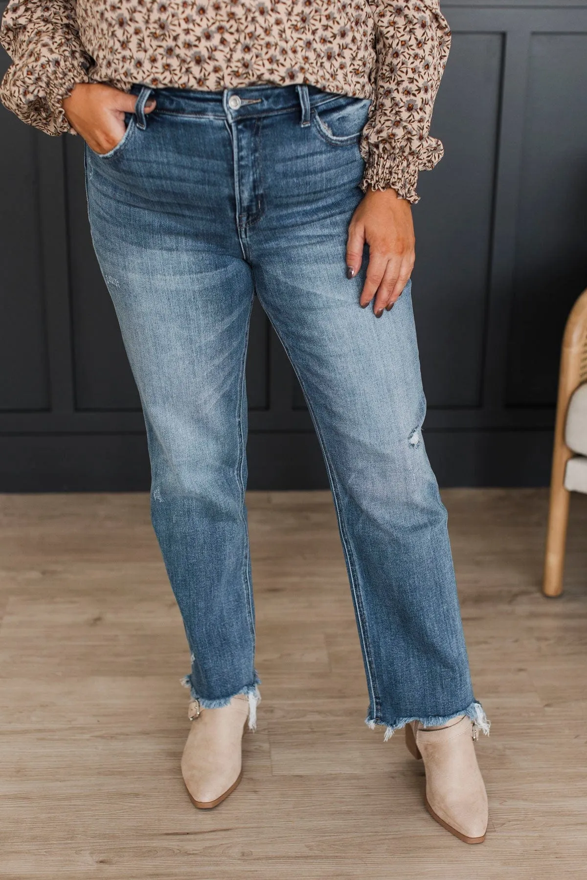 Vervet Slim Straight Jeans- Garcelle Wash