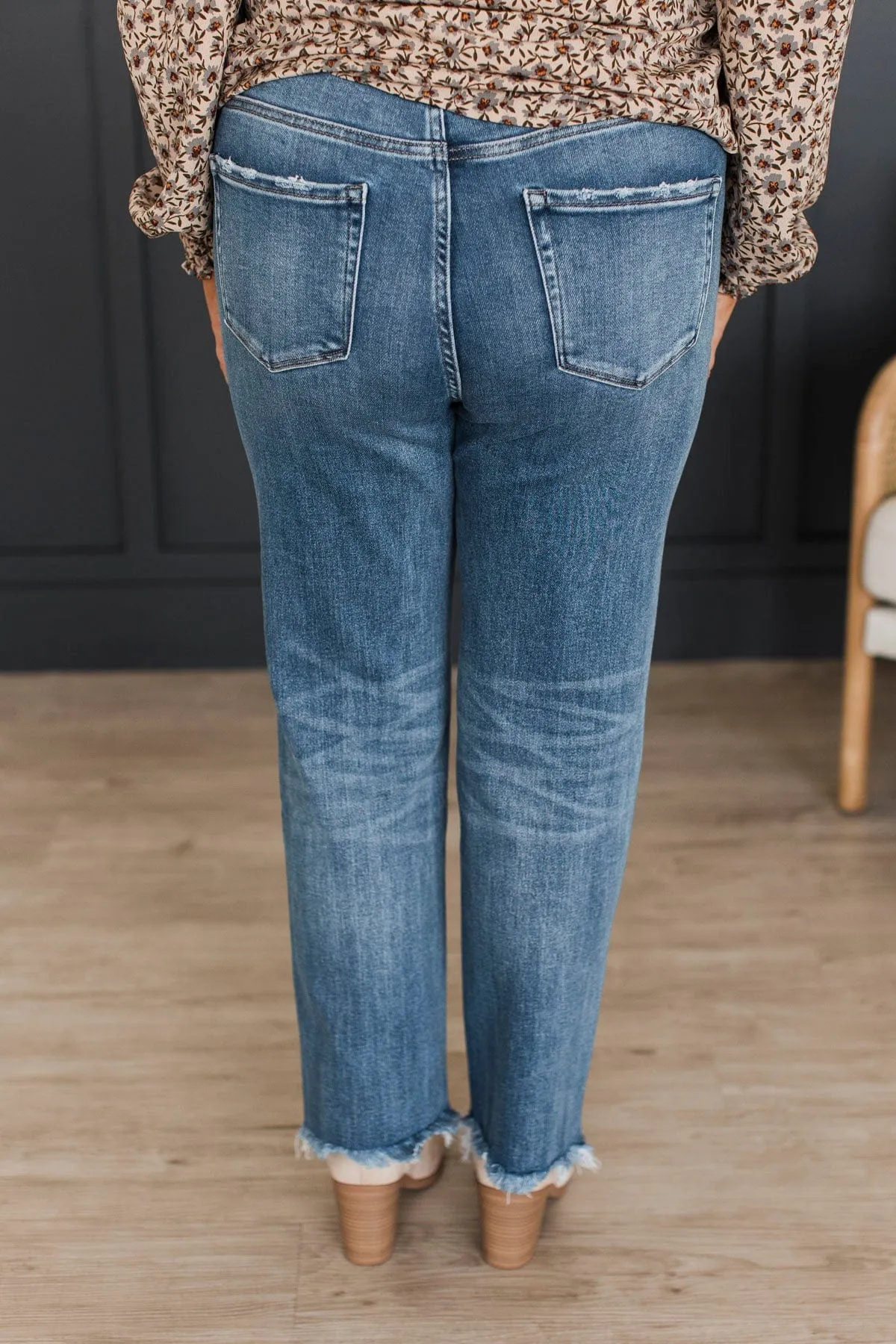 Vervet Slim Straight Jeans- Garcelle Wash