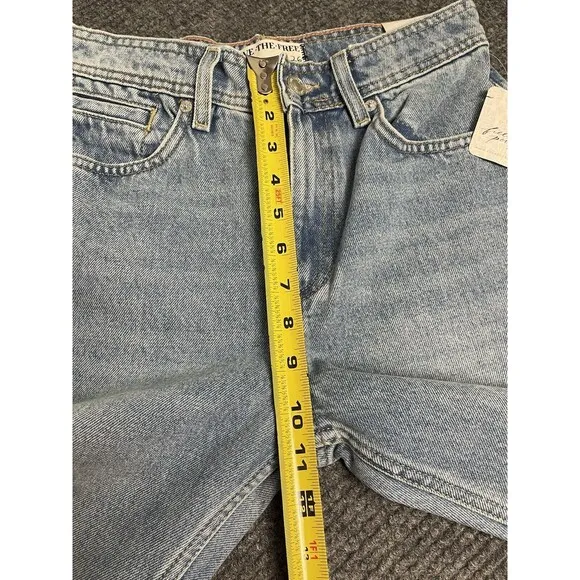 WE THE FREE Xena High Rise Slim Straight Jeans Women Size 26 Blue Light Wash NWT