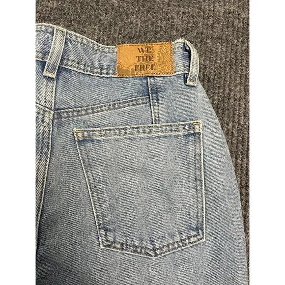 WE THE FREE Xena High Rise Slim Straight Jeans Women Size 26 Blue Light Wash NWT