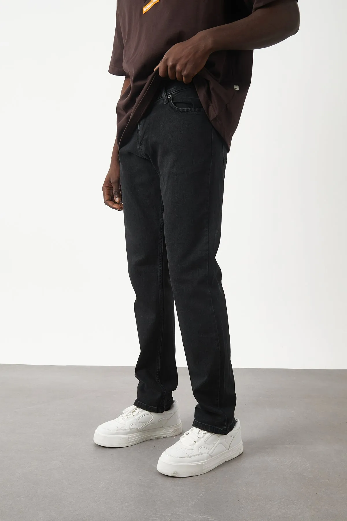 Wolfe Denim Classic Fit Jeans – Black