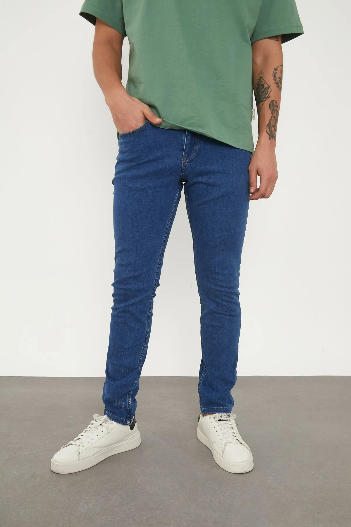 Wolfe Denim Slim Fit Jeans – Blue